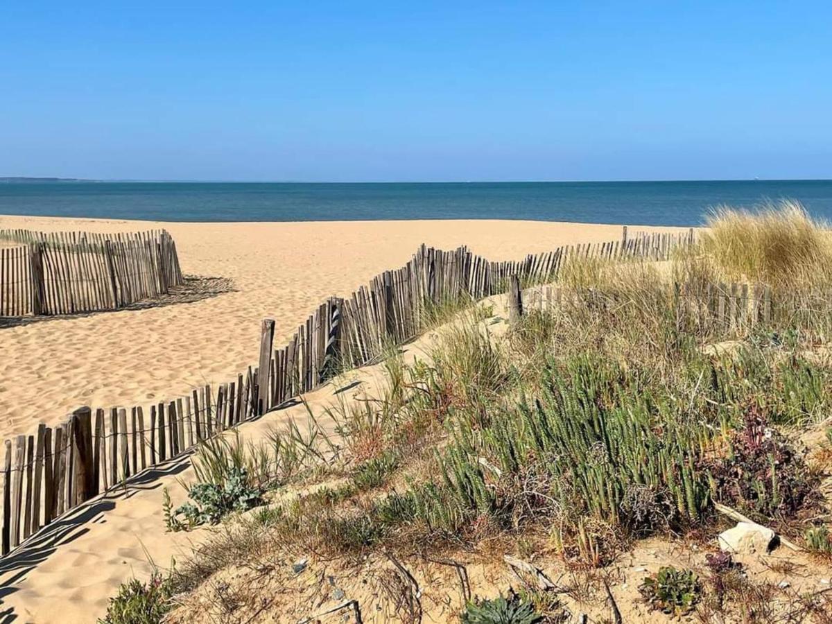 Duplex 3 Pieces A Deux Pas De La Plage Avec Parking - 4 Pers - Fr-1-706-16 Châtelaillon-Plage Esterno foto